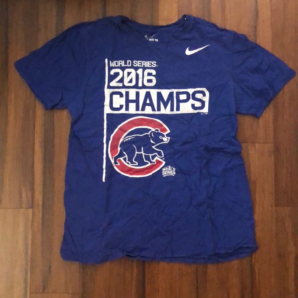 CHICAGO CUBS 2016 WORLD SERIES CHAMPIONS T-SHIRT MENS SIZE LARGE (L)